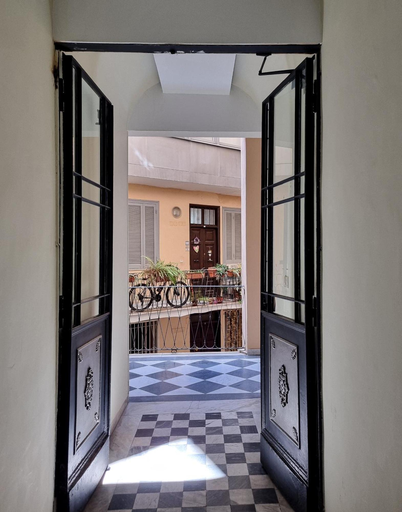 רומא Colosseum Luxury Suite מראה חיצוני תמונה